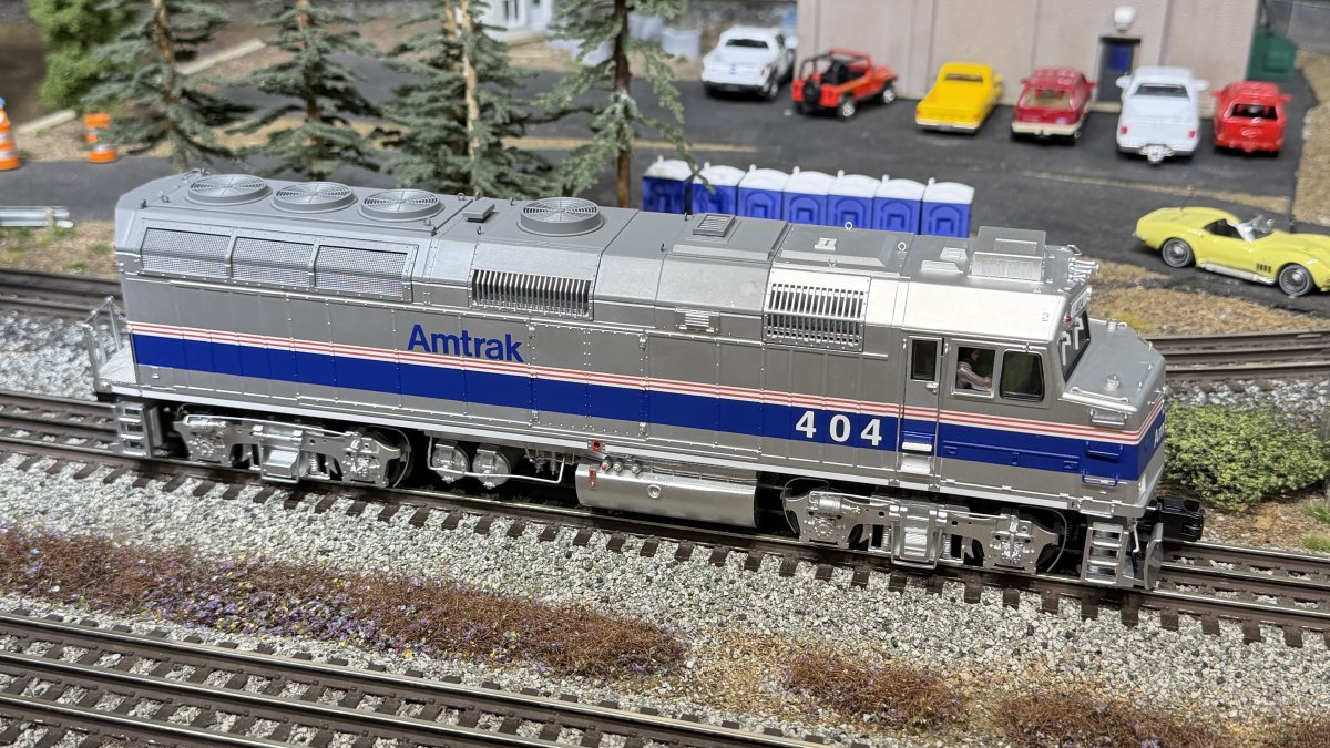 Amtrak F40PH