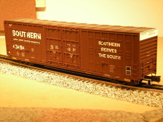Southern Berwick Hy-Cube Box Car #43494