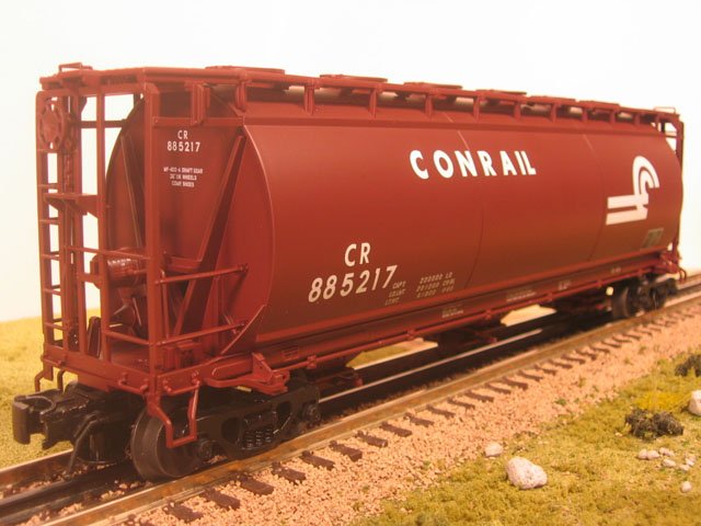 Conrail 3 Bay Cylindrical Hopper #885217
