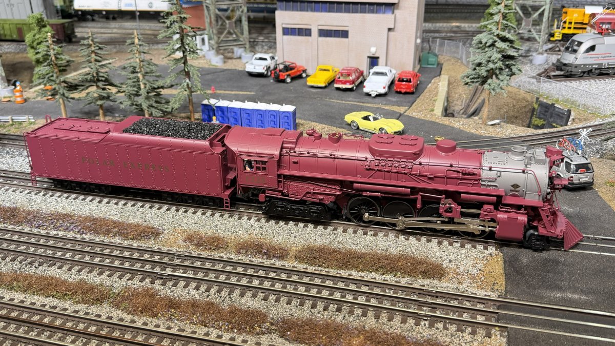 Polar Express Berkshire (Red)