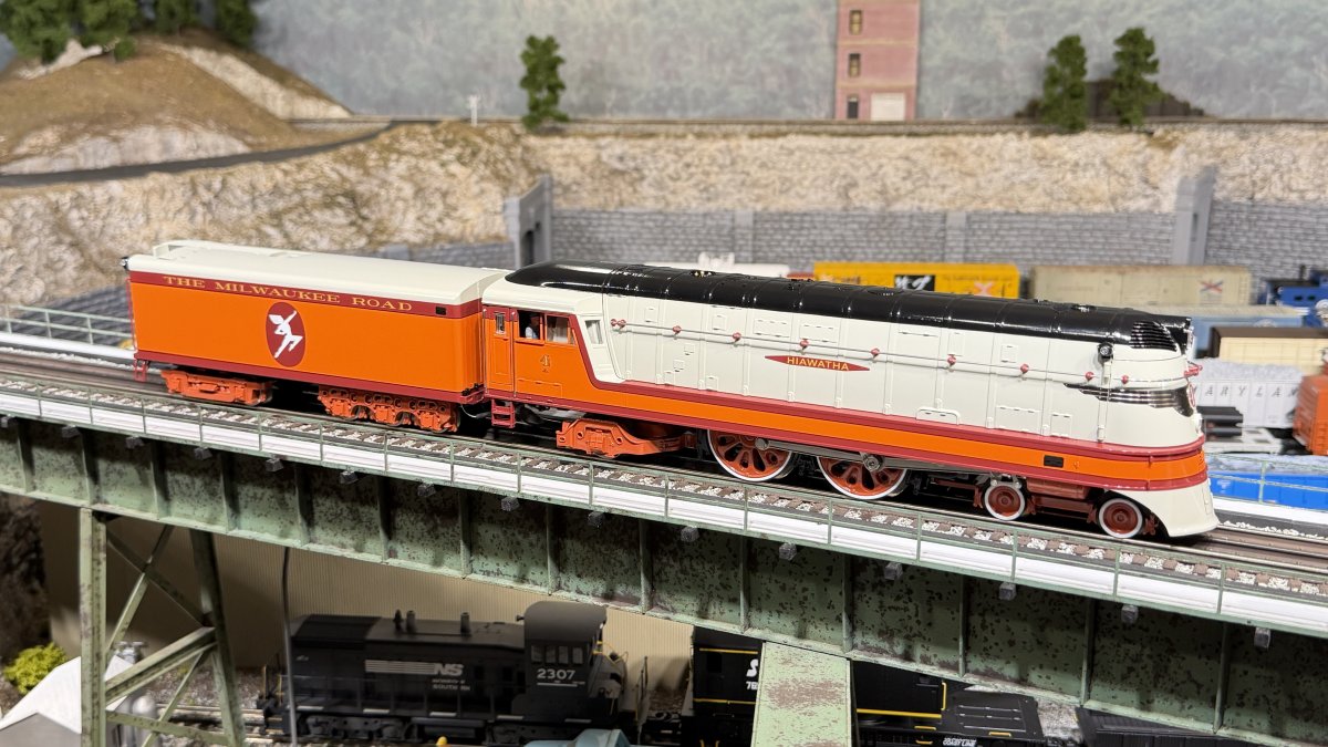 Milwaukee Road Hiawatha