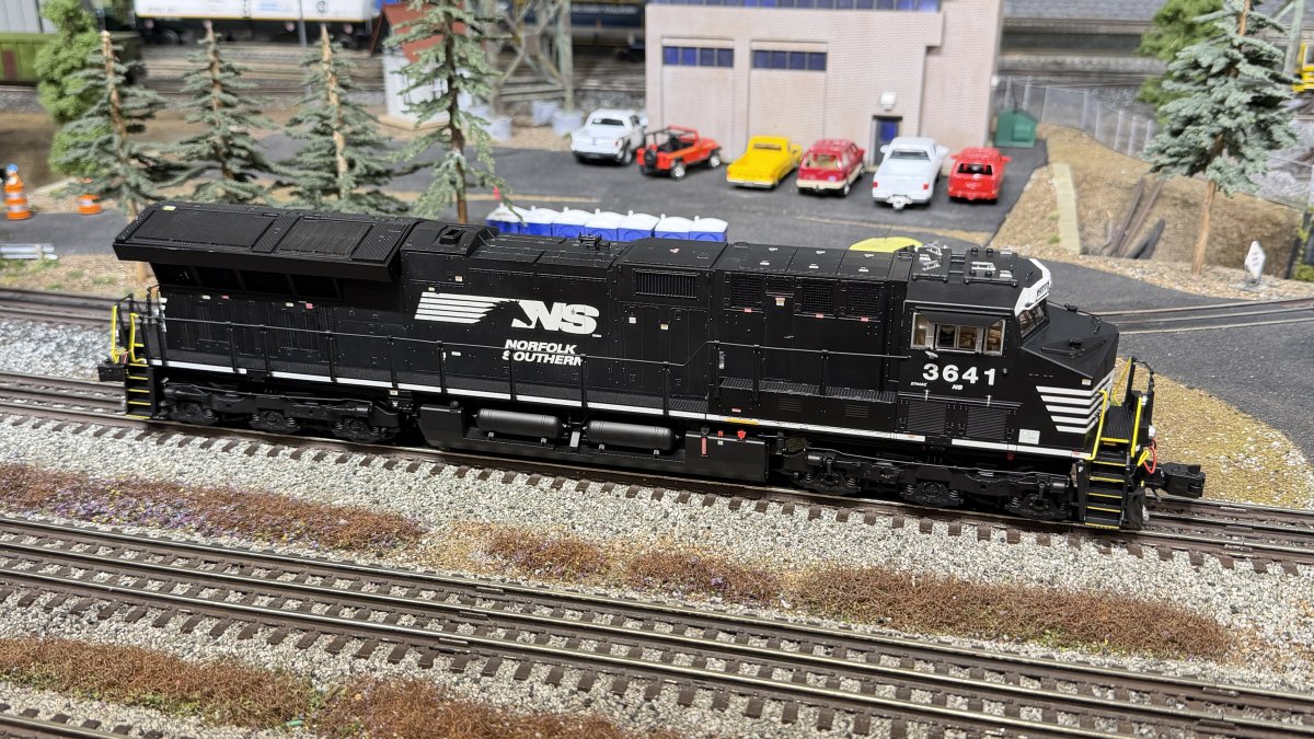 Norfolk Southern ET44AC
