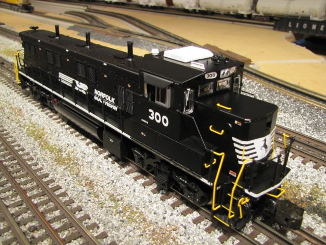 Vision Line Norfolk Southern #300 3GS21B Genset Switcher