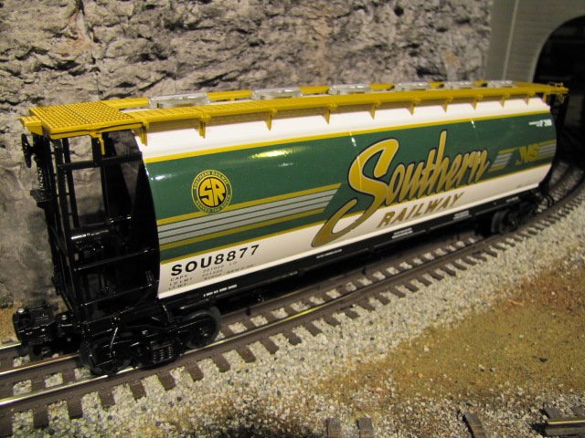 Norfolk Southern Heritage Southern Cylindrical Hopper