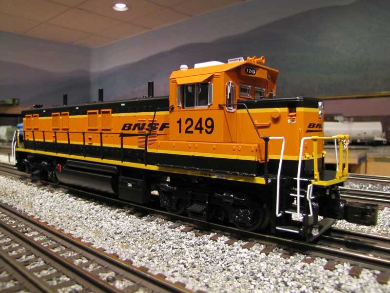 BNSF 3GS21B Genset Switcher #1249 w/Legacy