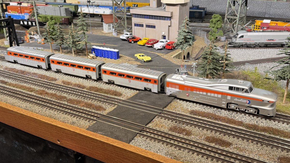 PRR Aerotrain Set