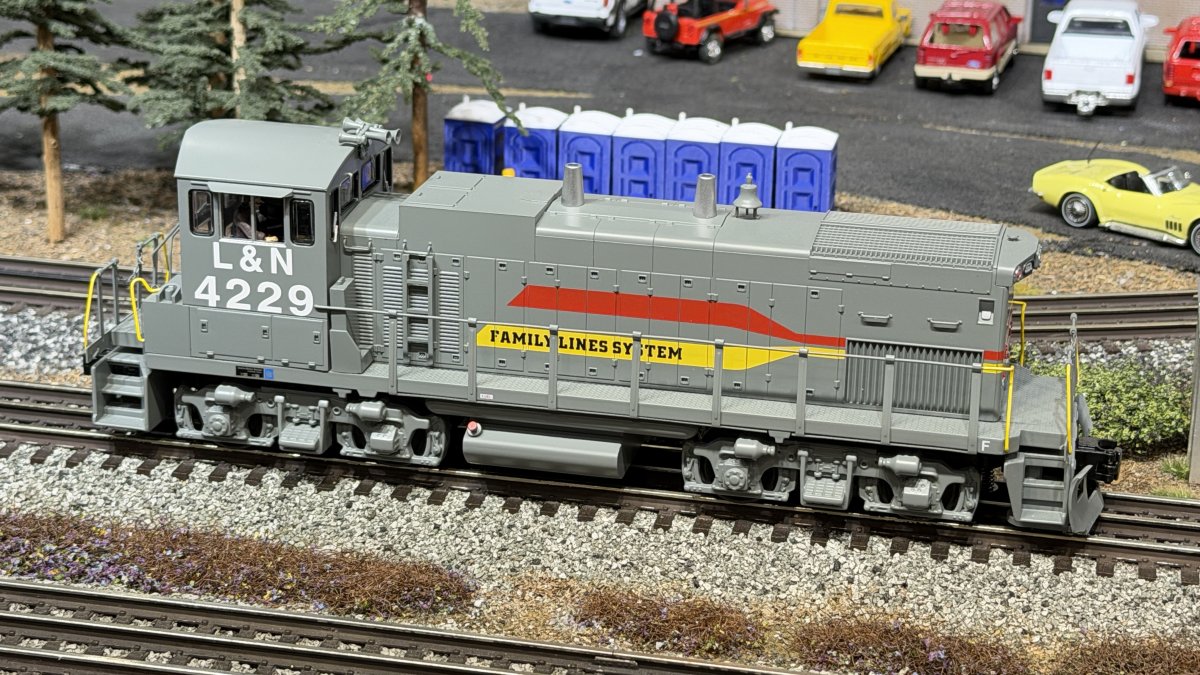 L&N MP15AC Switcher