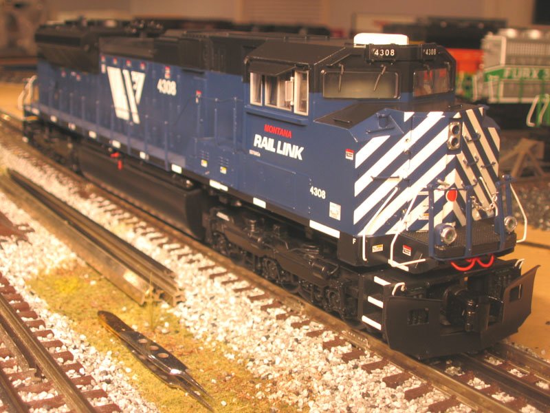 Montana Rail Link SD70ACe #4308 Diesel Engine w/Proto-Sound 2.0