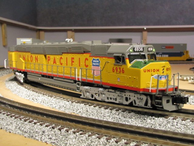 Union Pacific DDA40X Diesel Engine #6936 w/ Proto-Sound 2.0