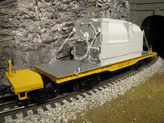 Union Pacific 47' TTX Heavy Duty Flat Car w/Transformer #50035