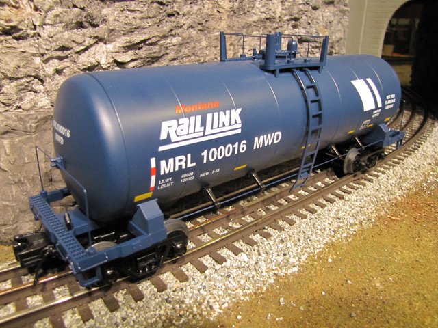 Montana Rail Link Tank Car #10016