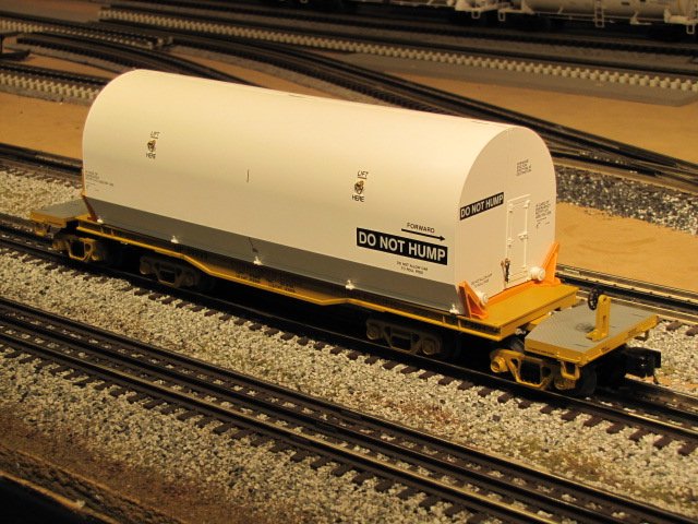 Union Pacific 47' Heavy Duty Flat Car w/Aft Rocket Segment