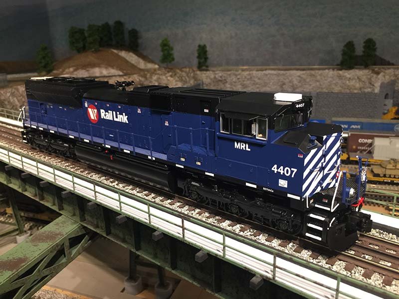 Montana Rail Link SD70ACe #4407 w/PS3