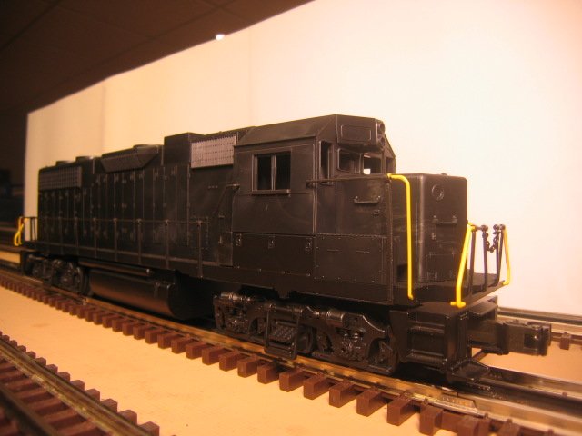 Undecorated GP38-2 Diesel Engine (non-powered)