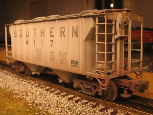 Southern PS-2 Covered Hopper #4117